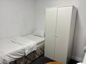 Fotografie z fotogalerie ubytování The Trio-Room v destinaci Dudley