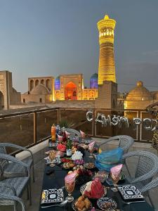 Φαγητό σε αυτό το ξενοδοχείο ή κάπου εκεί κοντά