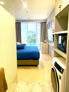 Giường trong phòng chung tại Art Deco Lux Apartment with Mountain View