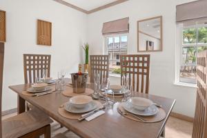 Φωτογραφία από το άλμπουμ του Battaleys Mews 21 σε Saint Joseph