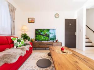 TV/trung tâm giải trí tại tazuraya-sakuramachi-一棟貸切-無料駐車場 +35 ảnh