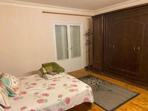 Postel nebo postele na pokoji v ubytování Fully furnished family apartment