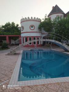 Πισίνα στο ή κοντά στο Вапнярка