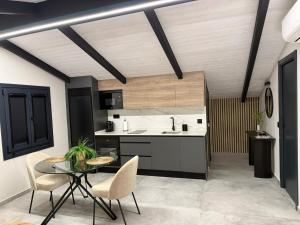 Η κουζίνα ή μικρή κουζίνα στο El Helecho de Gredos +16 φωτογραφίες