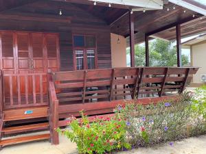 Φωτογραφία από το άλμπουμ του คีรินรีสอร์ท 2 σε Ρατσαμπούρι