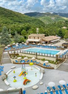 Πισίνα στο ή κοντά στο Camping 5 étoiles - Piscine - ccbbabd