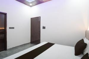 Galería fotográfica de Hotel O Delight Stay Rooms en Faridabad 21 fotos más