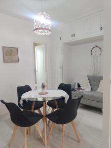 Khu vực ghế ngồi tại Tengotudeptomdq