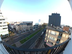 Foto dalla galleria di Bright City Studio - Zurenborg Tower, Antwerp ad Anversa Altre 3 foto