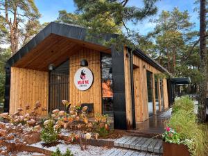 Το κτήριο όπου στεγάζεται  το διαμέρισμα