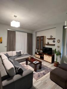 Χώρος καθιστικού στο Downtown Apartment