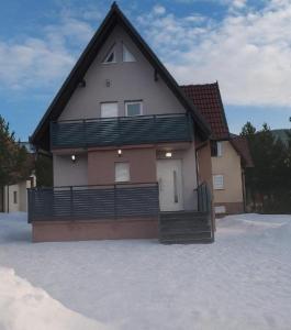 Το κτήριο όπου στεγάζεται  το σαλέ +27 φωτογραφίες