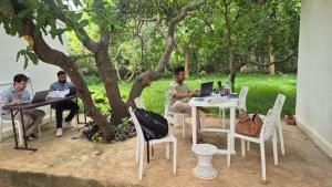 Επισκέπτες που μένουν στο Zomad Hostels Pondicherry, Auroville Road
