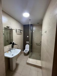 O baie la Hotel Royal Harmony