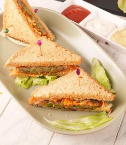 Imagen de la galería de Country Ambience Hotel By Jags City Mall, en Haldwāni