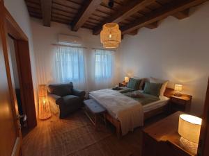 Ένα ή περισσότερα κρεβάτια σε δωμάτιο στο Erdő mellett lebzselő