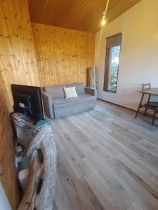 Μια τηλεόραση ή/και κέντρο ψυχαγωγίας στο Aris place