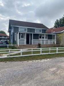 Budova, kde se chata nachází + 16 fotografií