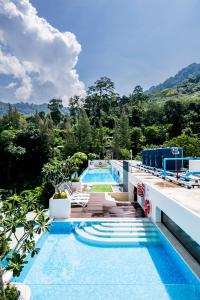 Πισίνα στο ή κοντά στο Fantasea Kamala Beach 1 BR 313