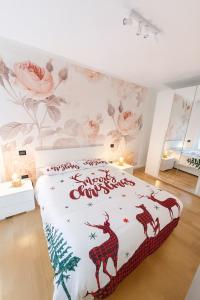 Ένα ή περισσότερα κρεβάτια σε δωμάτιο στο Apt Matteucci 18 ROMANTICISMO Bizantino in centro storico