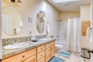 Ένα μπάνιο στο Bridgeview Escape +50 φωτογραφίες