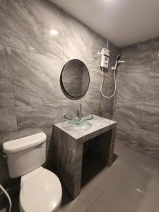 Ένα μπάνιο στο Tuk Tuk Guesthouse