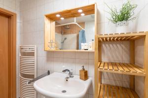 Koupelna v ubytování Ferienwohnungen Kienast + 33 fotografií