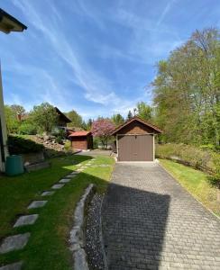 Budova, kde se prázdninový dům nachází