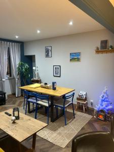 Χώρος καθιστικού στο L’appart chic gapençais +11 φωτογραφίες