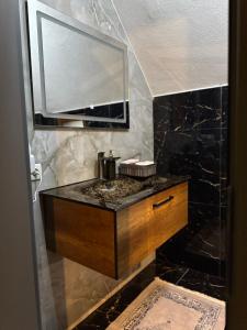 Η κουζίνα ή μικρή κουζίνα στο Villa Ardenne 1