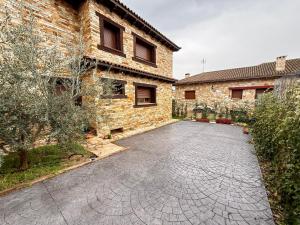 Το κτήριο όπου στεγάζεται  η βίλα