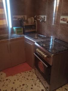 Η κουζίνα ή μικρή κουζίνα στο Taghazout beachside apartment