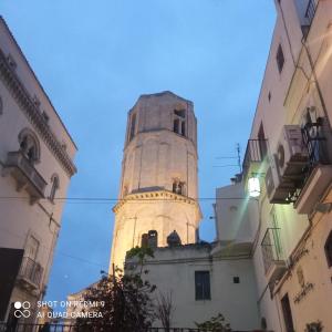 El edificio en el que está el departamento