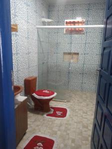 Ένα μπάνιο στο Fruit Shadow House