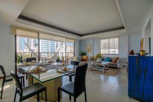 Χώρος καθιστικού στο Habitación para 3 a una cuadra de la playa y bahía +27 φωτογραφίες