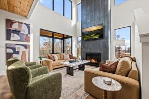 Khu vực ghế ngồi tại Splashing Views