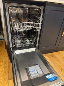 Φωτογραφία από το άλμπουμ του 2 Bedroom Central Reading - RG1 Highgrove Mews στο Ρέντινγκ