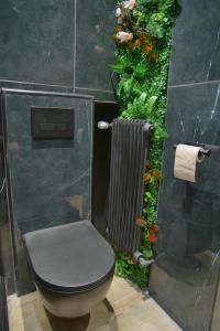 Ένα μπάνιο στο Le Cube Alpin - Cosy Studio - Vue Montagne - Gréolières les Neiges