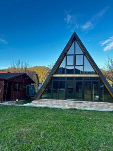 Το κτήριο όπου στεγάζεται  το σαλέ