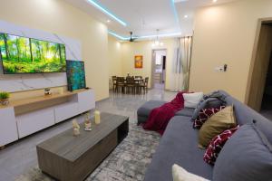 Un lugar para sentarse en AkraNova Apartments