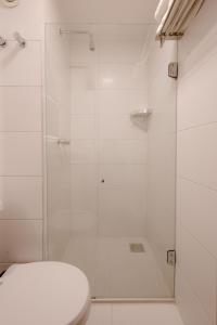 Et badeværelse på Complexo DF PLAZA Shopping - Stay in Brasilia's best complex + 16 billeder