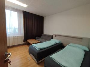 Φωτογραφία από το άλμπουμ του Apartment 30 mit 3 Zimmer Küche Dusche Waschmaschine Wi-Fi σε Redwitz an der Rodach