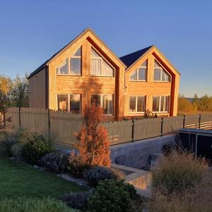 Το κτήριο όπου στεγάζεται  το διαμέρισμα