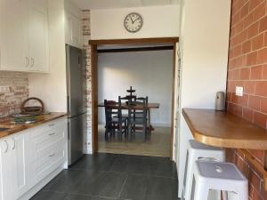 Kuchyň nebo kuchyňský kout v ubytování Casa Catalina