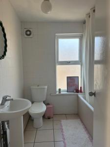 Galeriebild der Unterkunft Charming Studio in Hackney in London