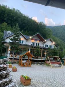 Vista general de una montaña o vista desde el hotel