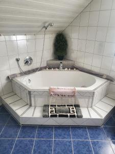 Φωτογραφία από το άλμπουμ του ruhiger als im Hotel, keine andere Gäste σε Merkendorf