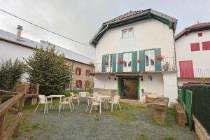 Το κτήριο όπου στεγάζεται  το hostel