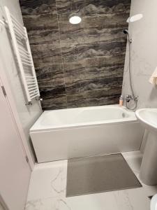 Et badeværelse på DreamStay Militari Residence