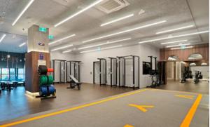 Γυμναστήριο ή/και όργανα γυμναστικής στο Luxury Beachside Apartment